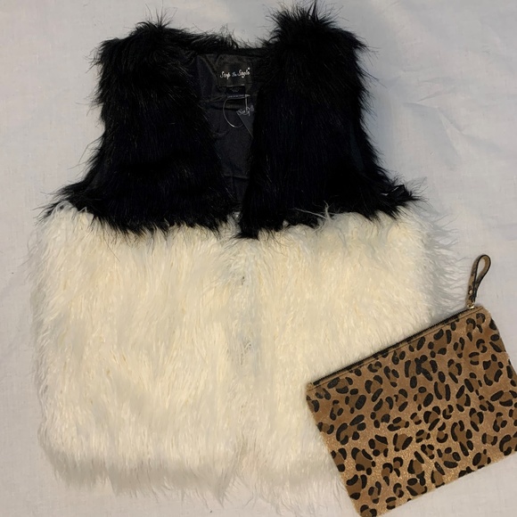 Step In Style Jackets & Blazers - Faux Fur Vest